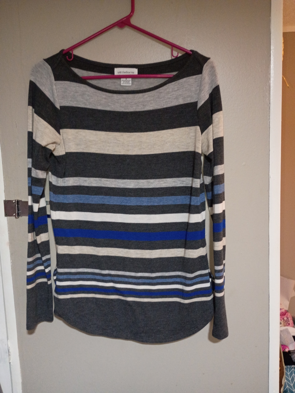 LC Liz Claiborne Gray, Cream & Blue Striped Long Sleeve Tee